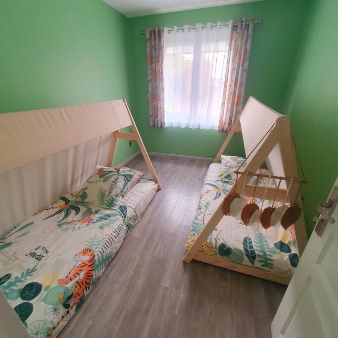 Joli Haut De Villa 3 Chambres Climatise Avec Jacuzzi Marignane Esterno foto