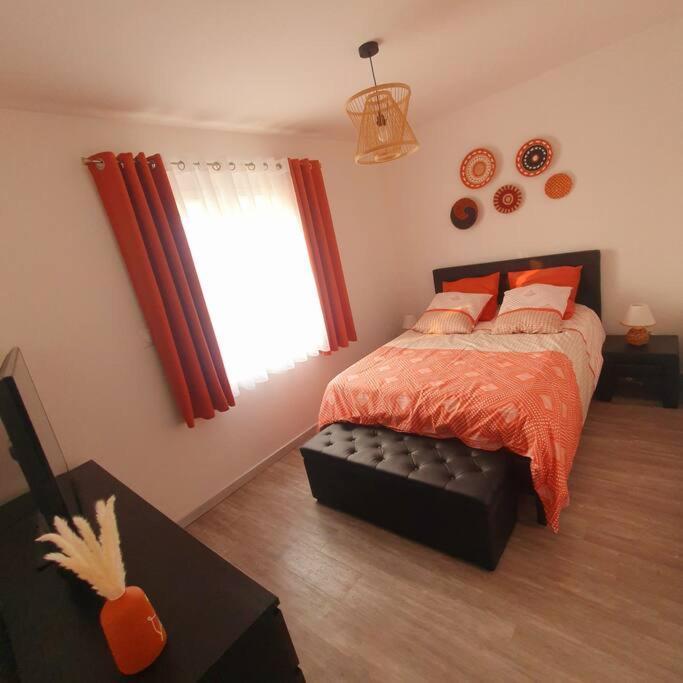 Joli Haut De Villa 3 Chambres Climatise Avec Jacuzzi Marignane Esterno foto